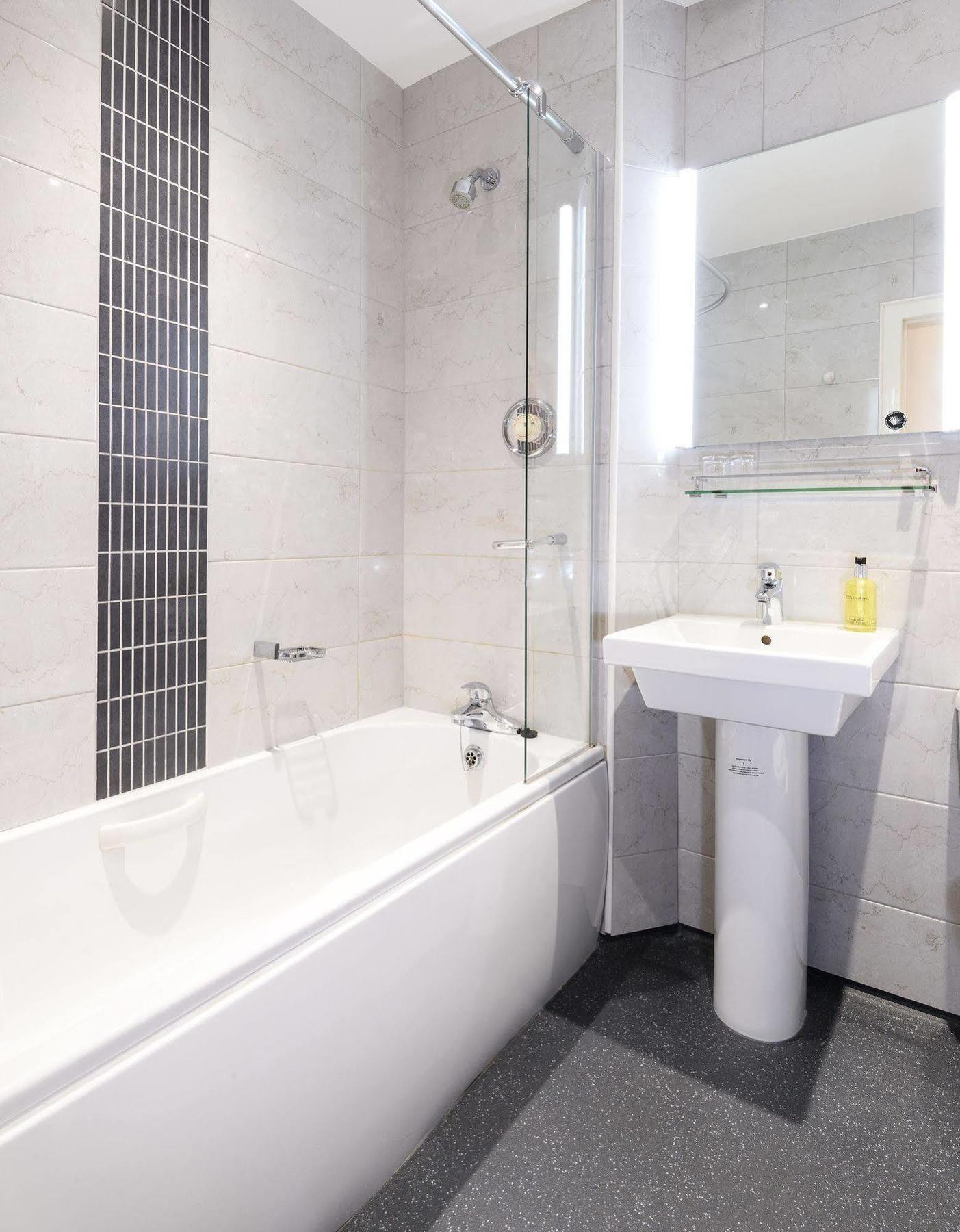 Sunbank House Metro 4*
